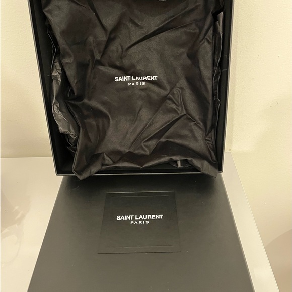 Yves Saint Laurent Gold lizard Platform stilettos. Size 36. - Picture 6 of 10